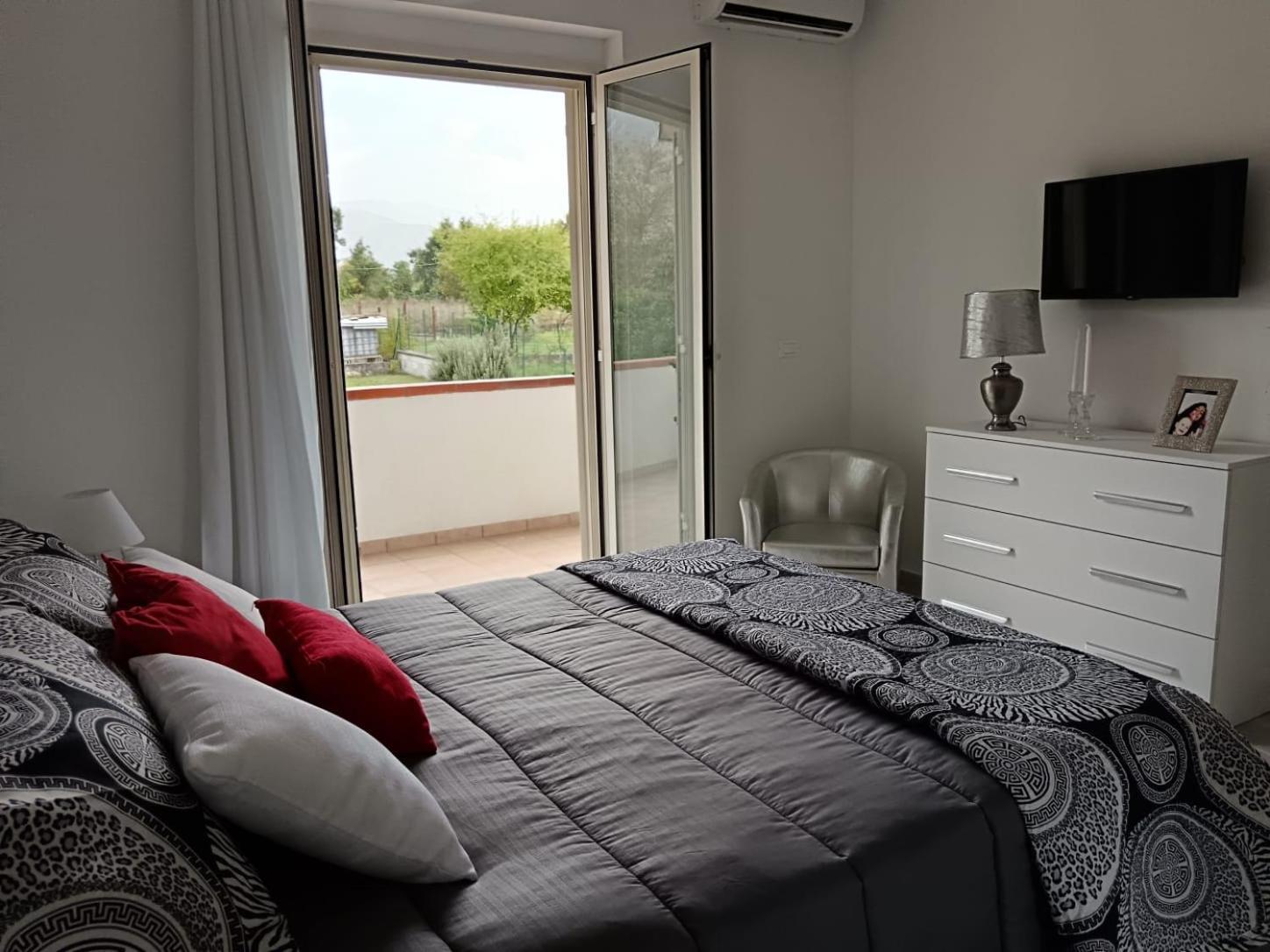 Parco Delle Rose Villa Sulmona Dış mekan fotoğraf