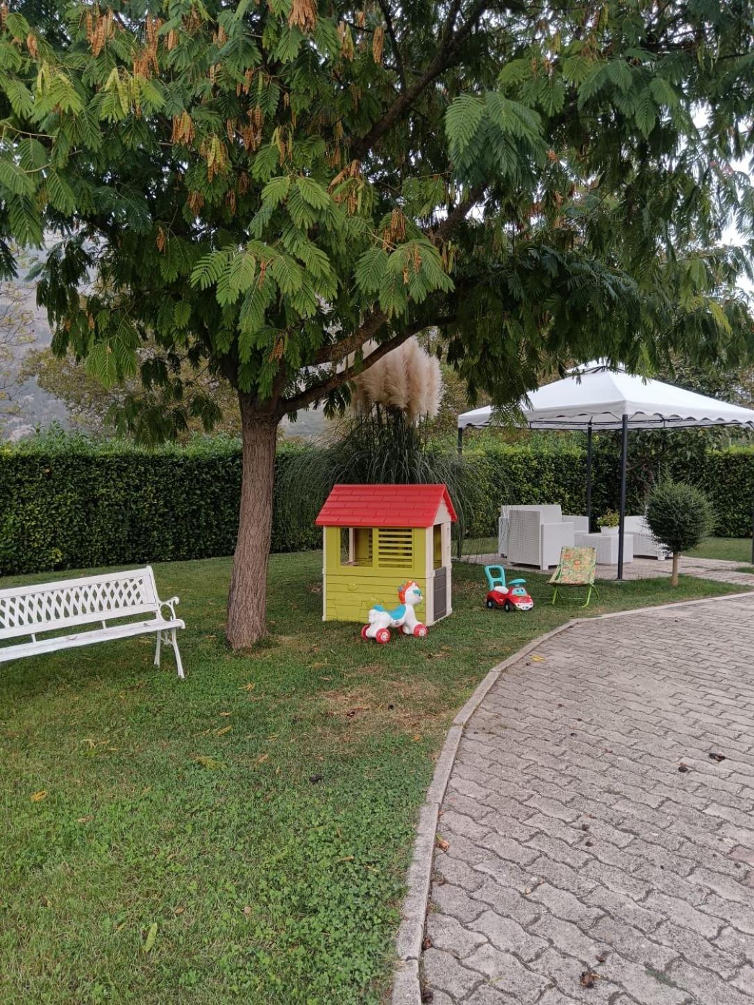 Parco Delle Rose Villa Sulmona Dış mekan fotoğraf
