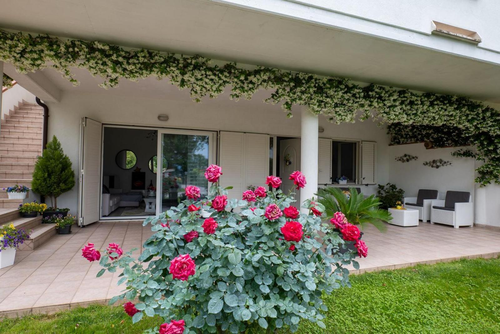 Parco Delle Rose Villa Sulmona Dış mekan fotoğraf